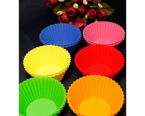 12 Pcs Silicone Christmas Bakeware Baking Cups / Cupcake Liners